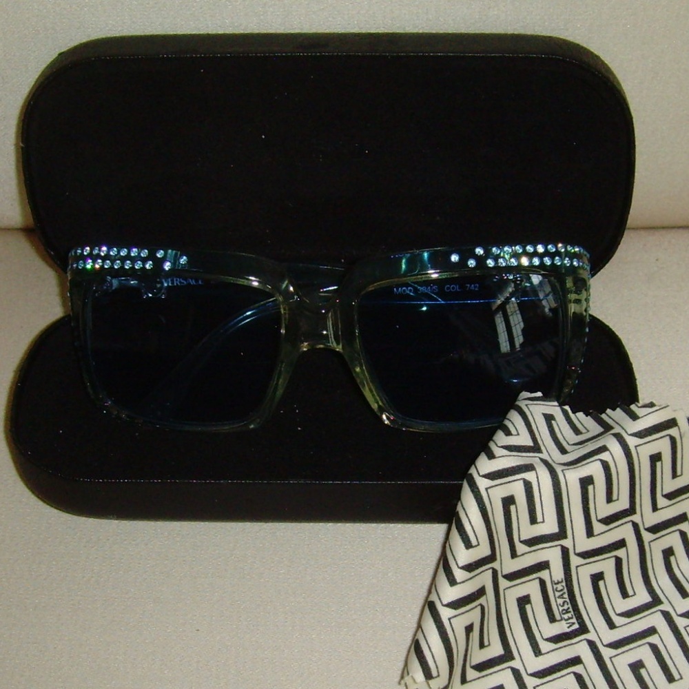 VERSACE Vintage Blue and Rhinestone Sunglasses - Picture 14 of 16